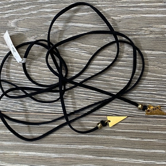 NWT Vanessa Mooney Suede Wrap Bolo Necklace - Picture 2 of 3